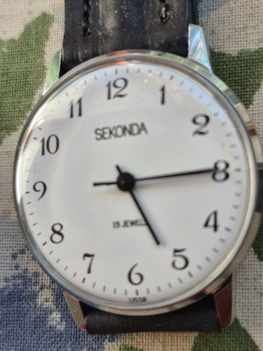 Herrenuhren von sekonda - von,